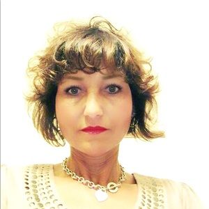 Meet your Posher, Cheryl